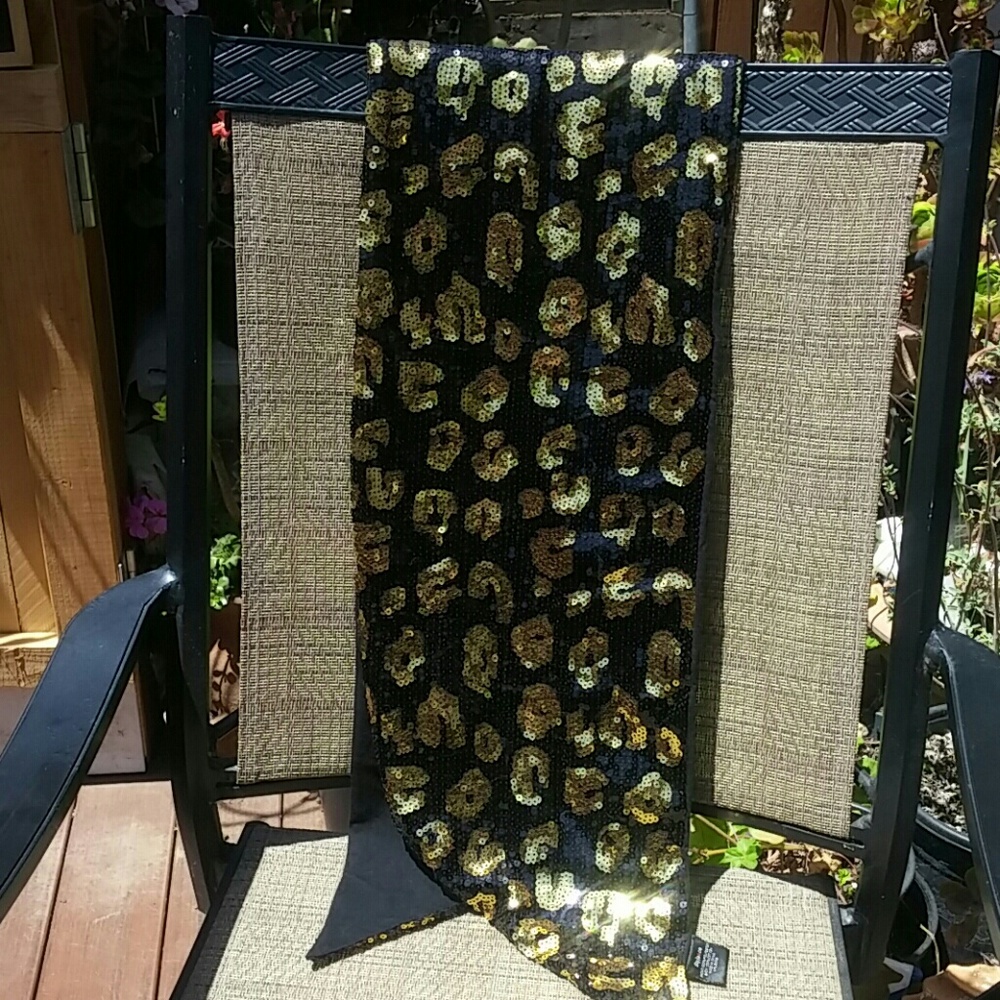 Style & Co. Sequin Cheetah print scarf - Picture 3 of 5